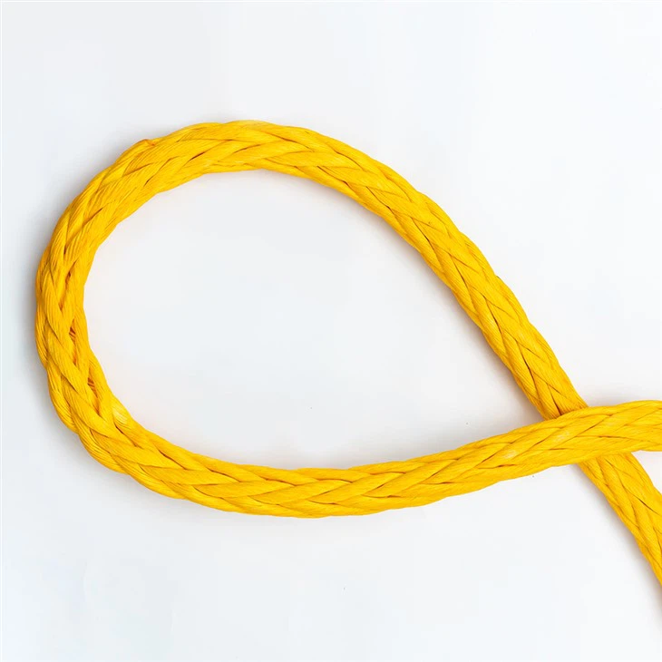 Lightweight UHMWPE Rope